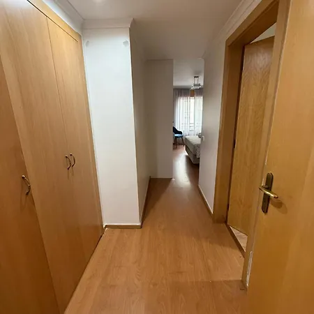 3br Family-sized Flat In Lumiar