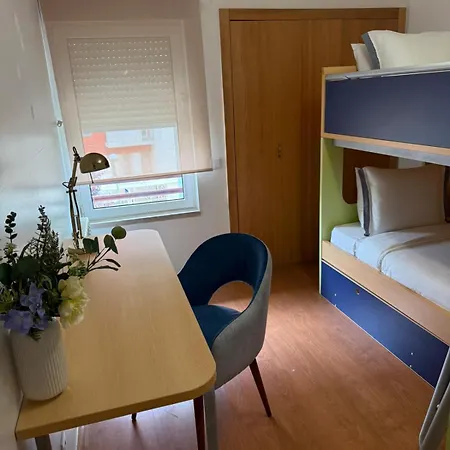 3br Family-sized Flat In Lumiar Apartment