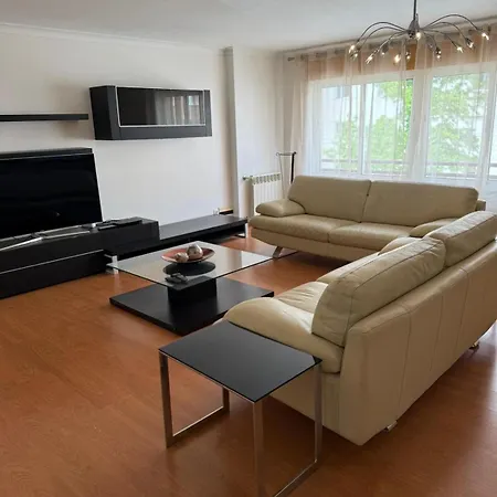 3br Family-sized Flat In Lumiar *