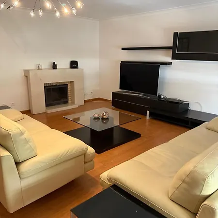 3br Family-sized Flat In Lumiar * Lisbon