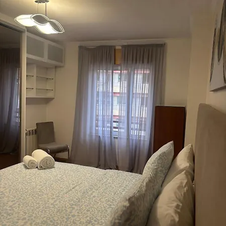 3br Family-sized Flat In Lumiar Lisbona