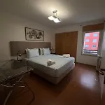 3br Family-sized Flat In Lumiar Lisboa